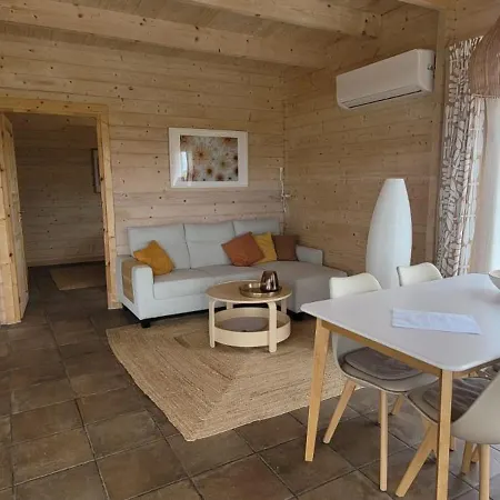 Gemuetliches Holzhaus 2 Auf Der Quinta Oak Tree Land Mit Weitblick & Pool Alpesi faház